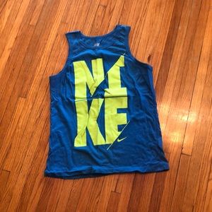 Nike tank